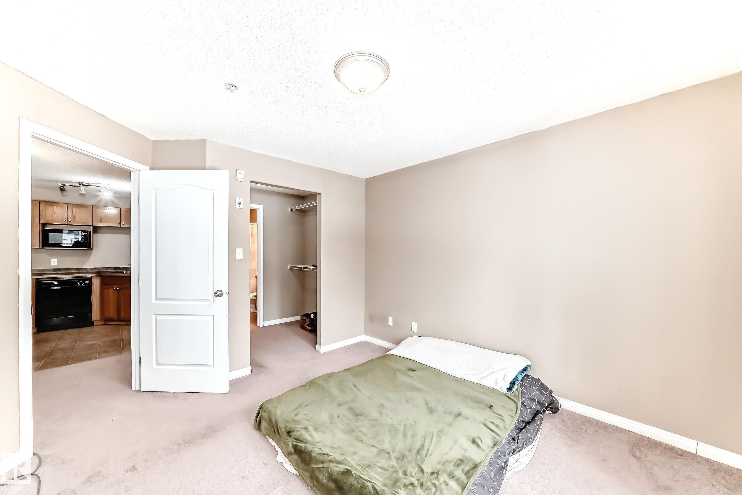 223 5350 199 Street, Edmonton, AB - Indoor Photo Showing Bedroom