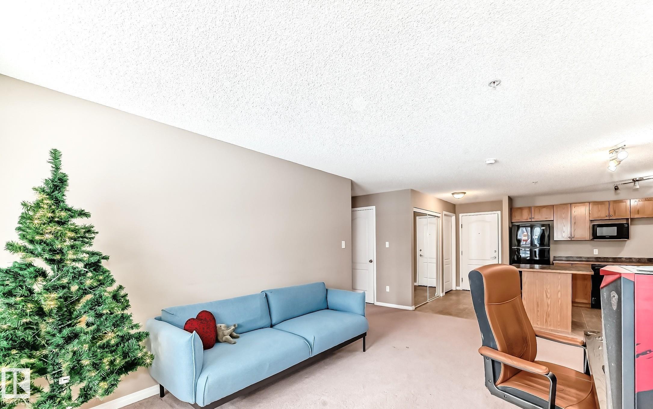 223 5350 199 Street, Edmonton, AB - Indoor