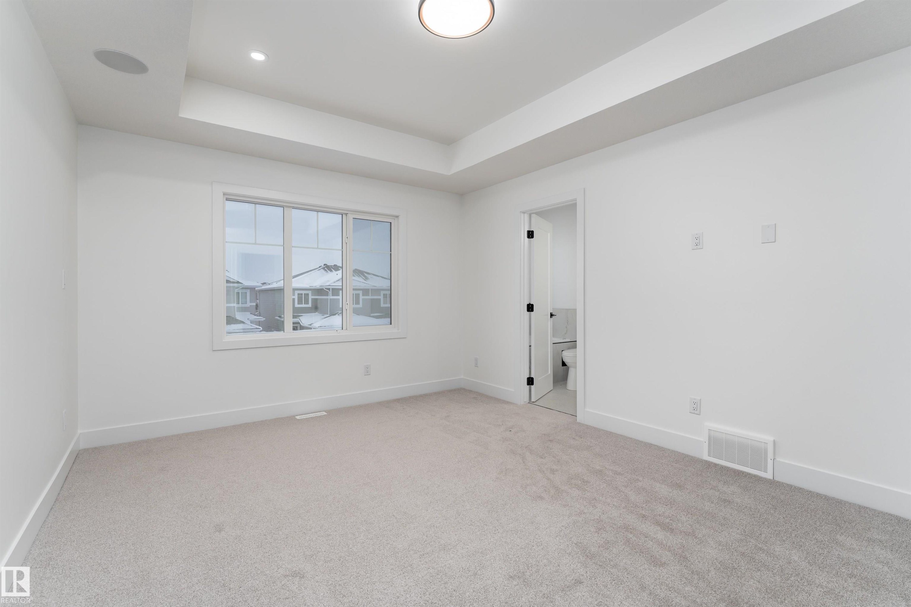 3109 Magpie Way, Edmonton, AB - Indoor Photo Showing Other Room
