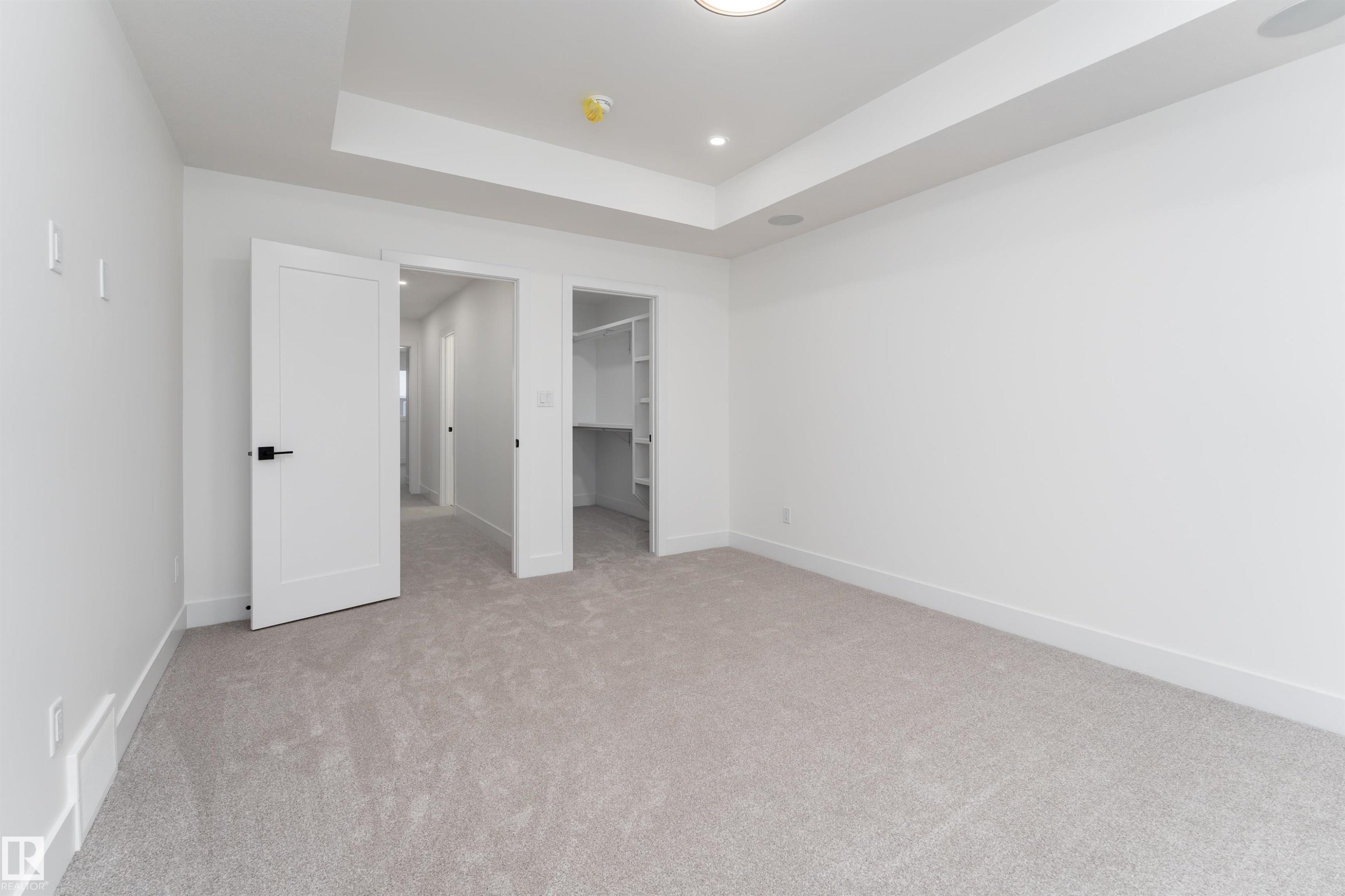 3109 Magpie Way, Edmonton, AB - Indoor Photo Showing Other Room