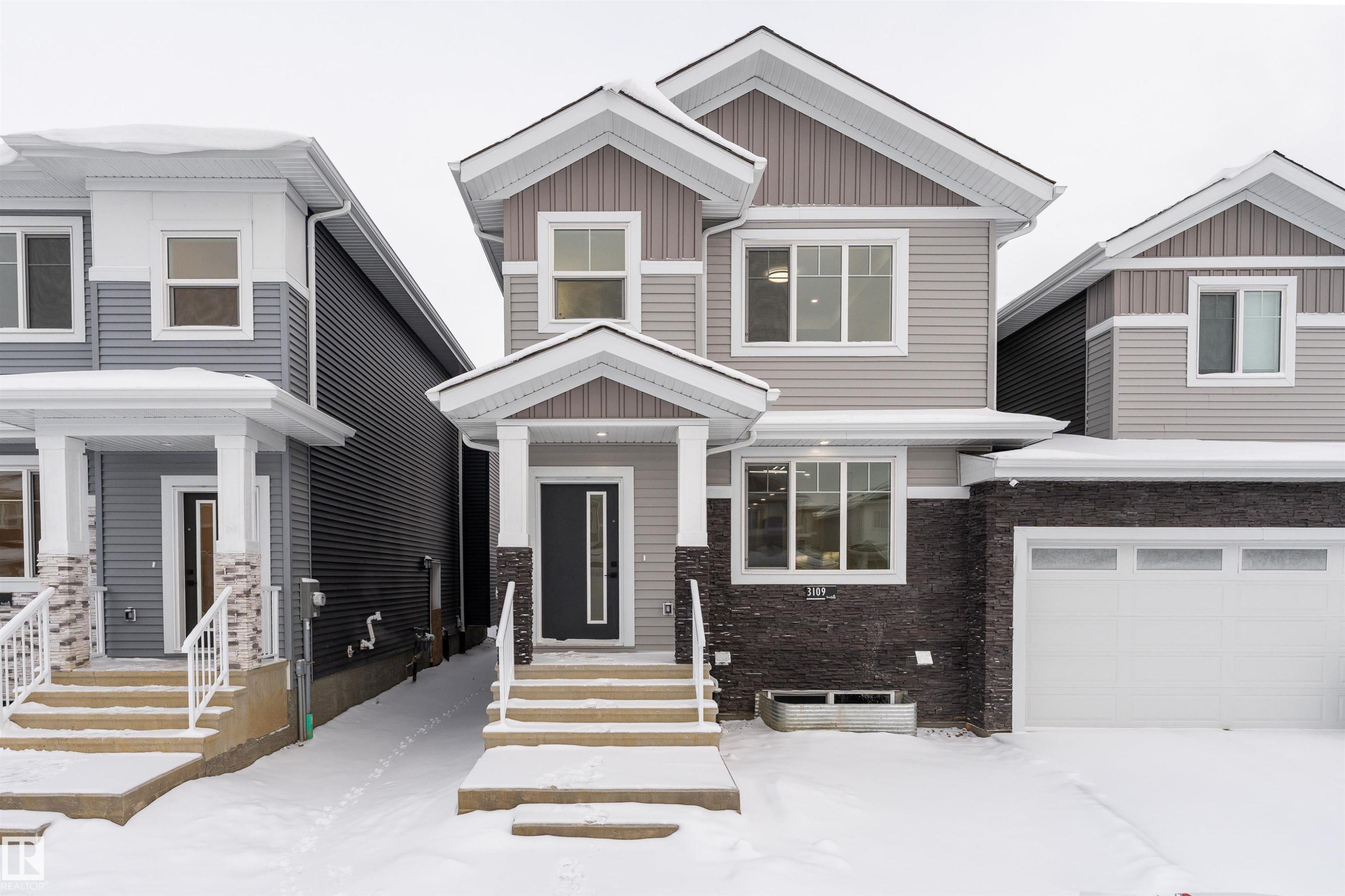 3109 Magpie Way, Edmonton, AB - Outdoor With Facade