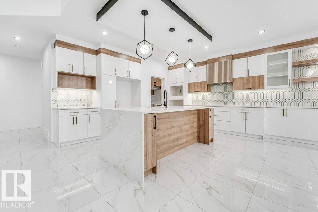 221 Crystal Creek Drive, Leduc, AB - Indoor Photo Showing Kitchen With Upgraded Kitchen