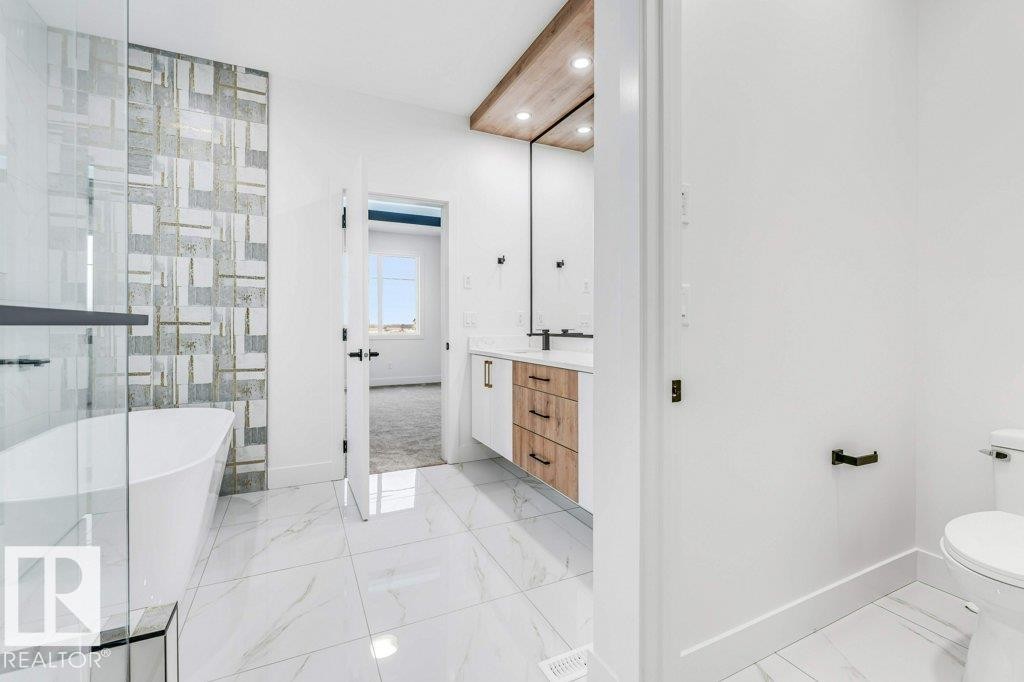 221 Crystal Creek Drive, Leduc, AB - Indoor Photo Showing Bathroom