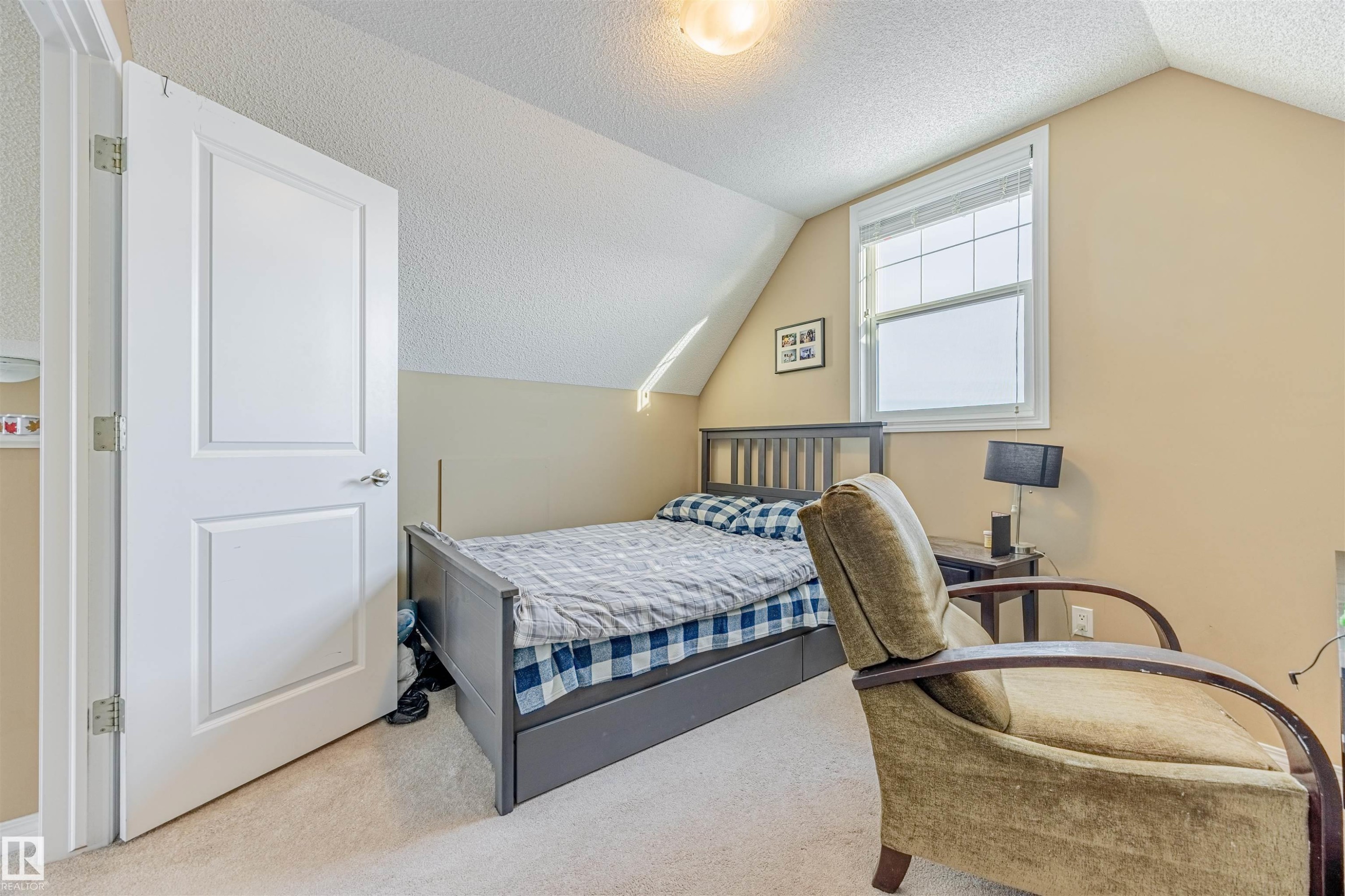 1312 74 Street, Edmonton, AB - Indoor Photo Showing Bedroom