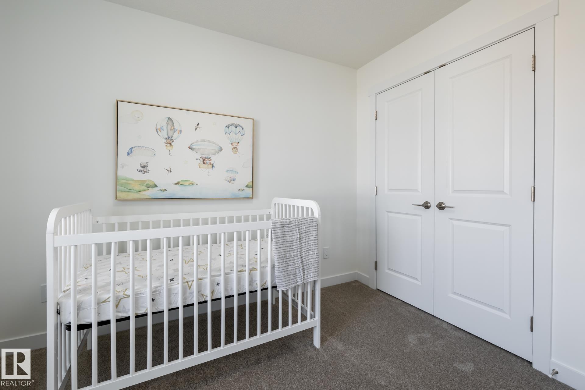 5226 Kinney Place, Edmonton, AB - Indoor Photo Showing Bedroom
