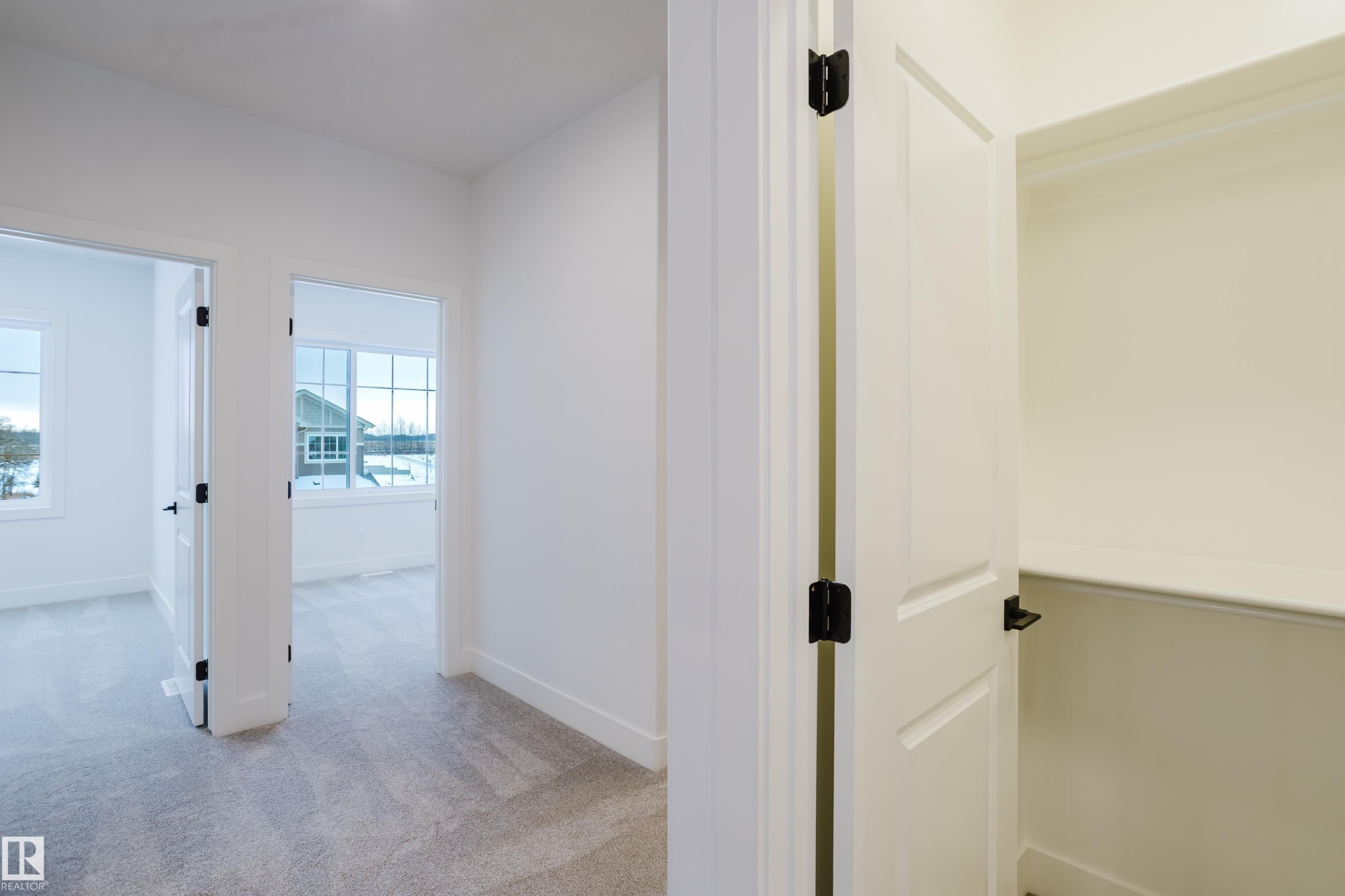 709 Elderberry Close, Edmonton, AB - Indoor Photo Showing Other Room