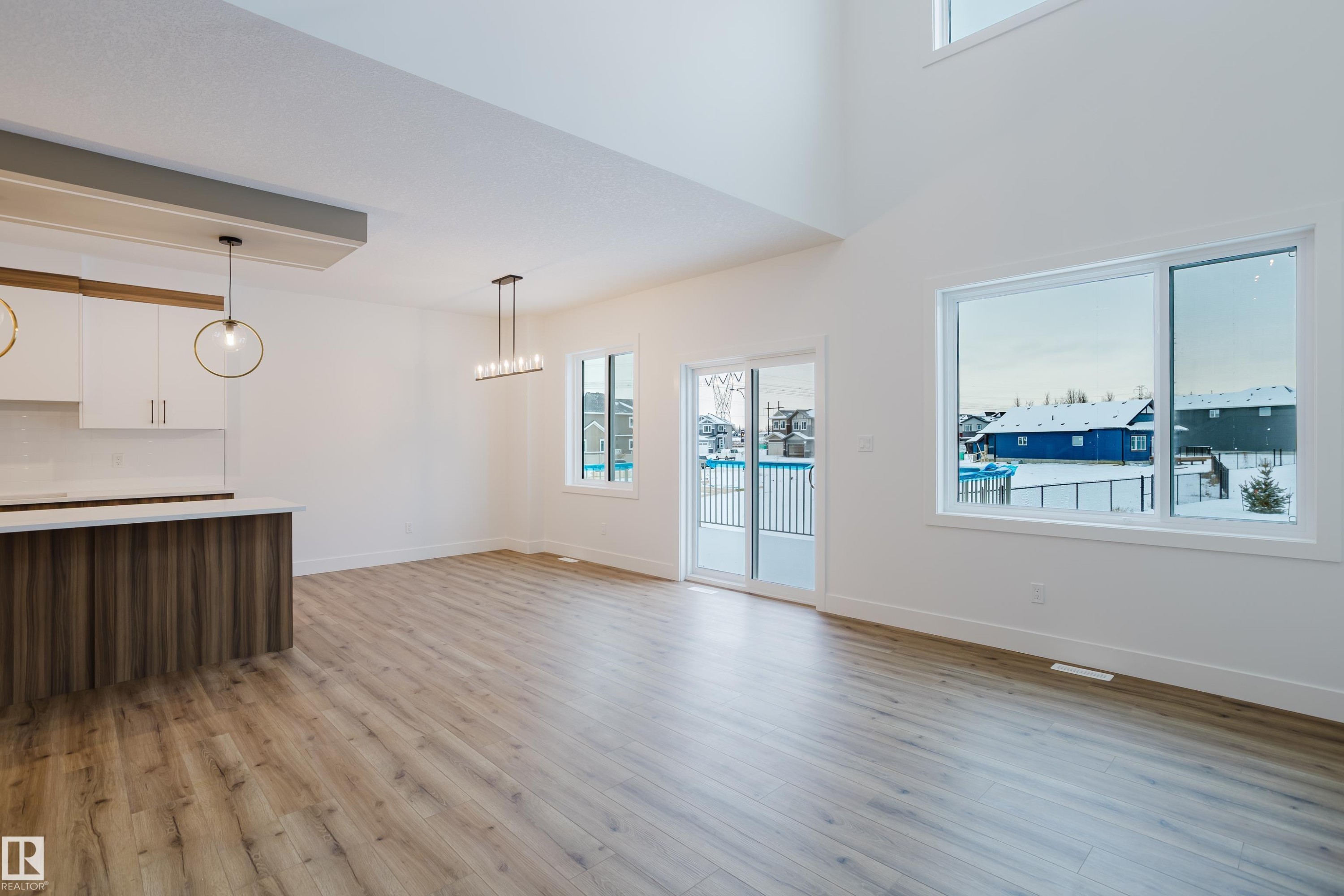 709 Elderberry Close, Edmonton, AB - Indoor