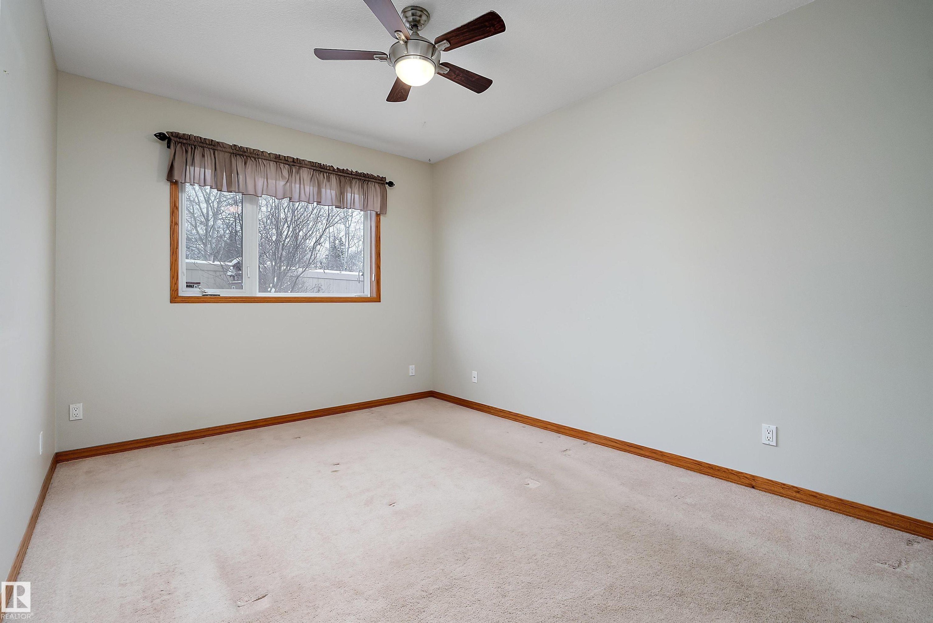 4931 48 Avenue, Onoway, AB - Indoor Photo Showing Other Room