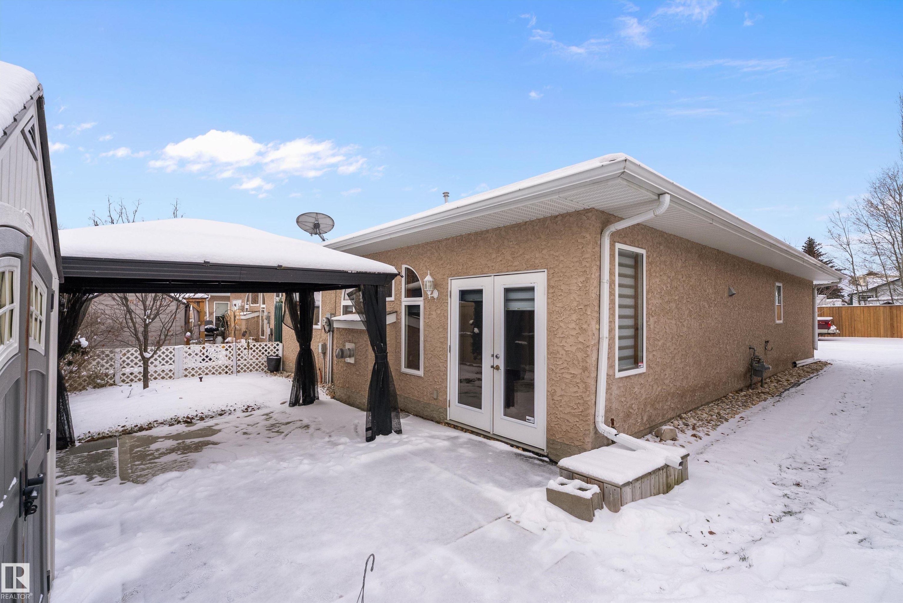 4931 48 Avenue, Onoway, AB - Outdoor With Exterior