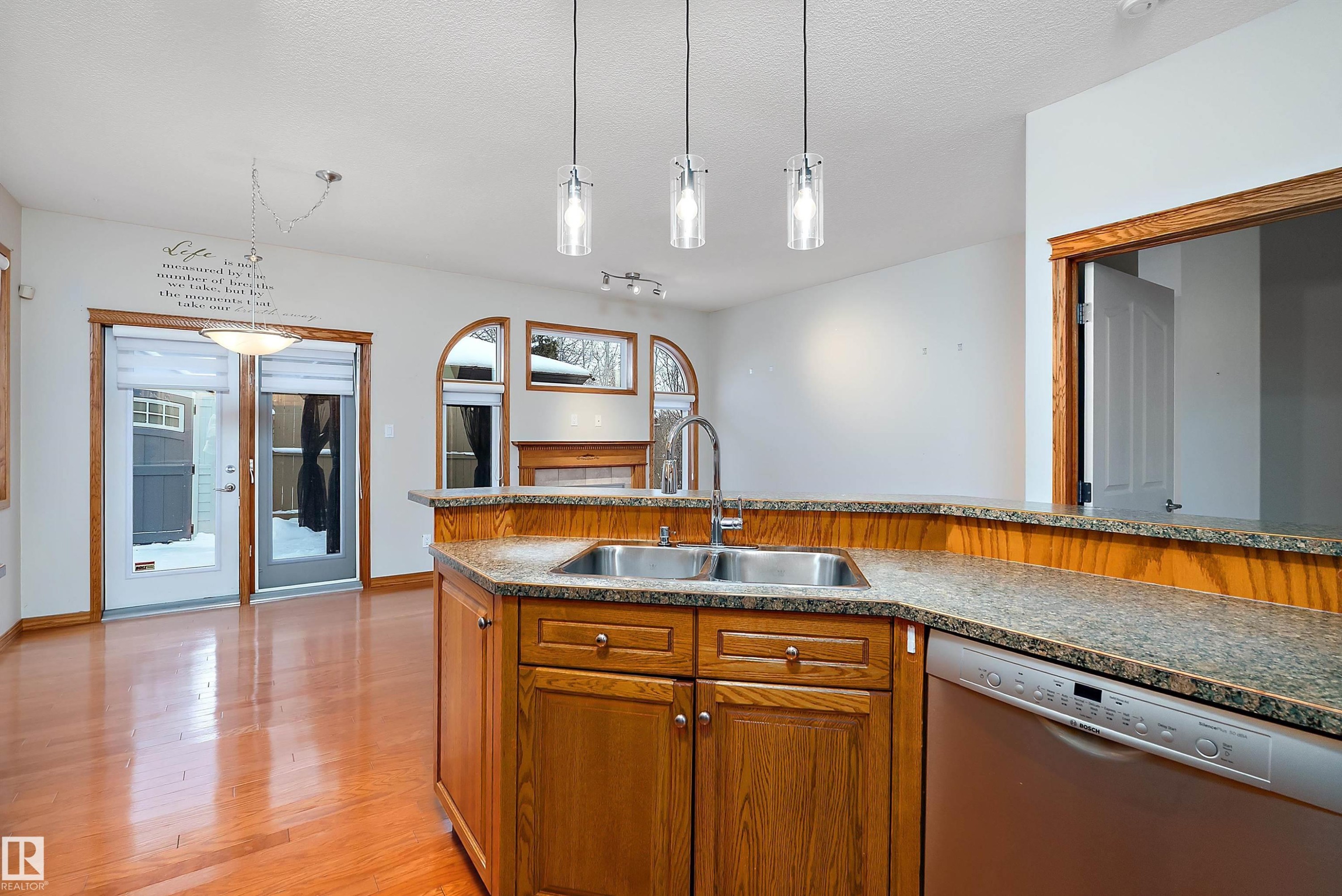 4931 48 Avenue, Onoway, AB - Indoor Photo Showing Kitchen With Double Sink