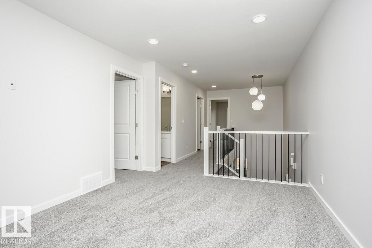 4517 Warbler Loop, Edmonton, AB - Indoor Photo Showing Other Room