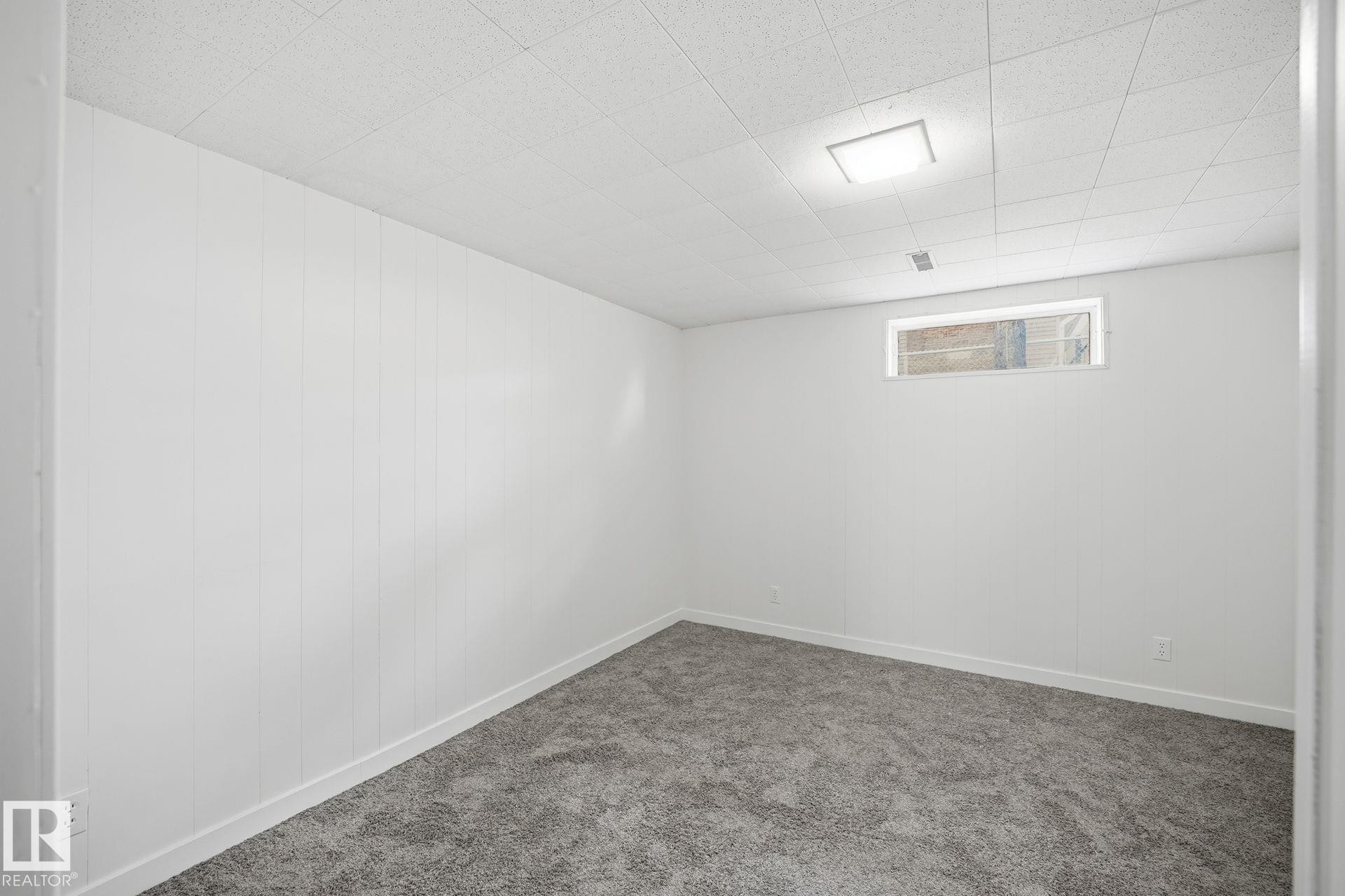 14719 87 Avenue, Edmonton, AB - Indoor Photo Showing Other Room