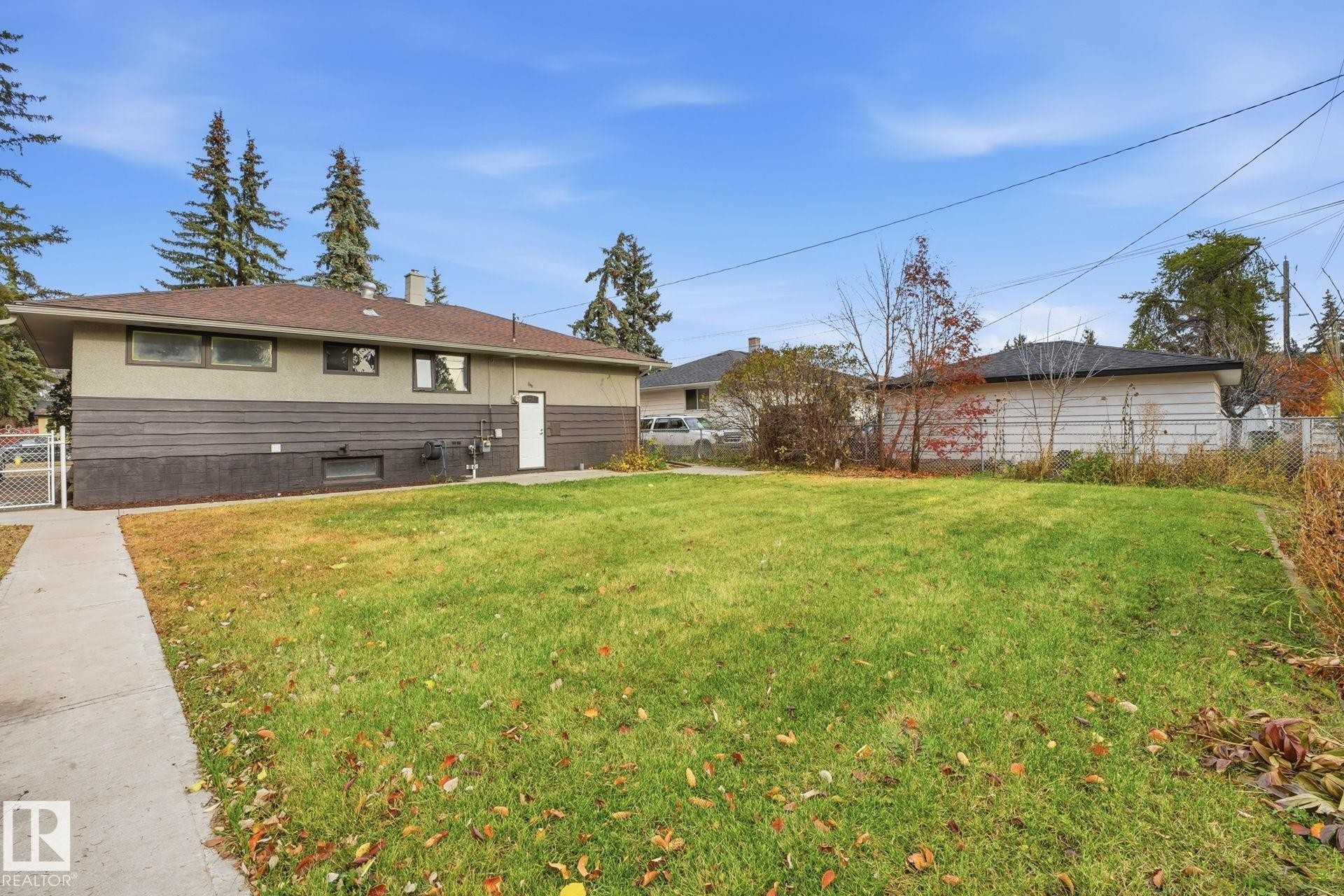 14719 87 Avenue, Edmonton, AB - Outdoor