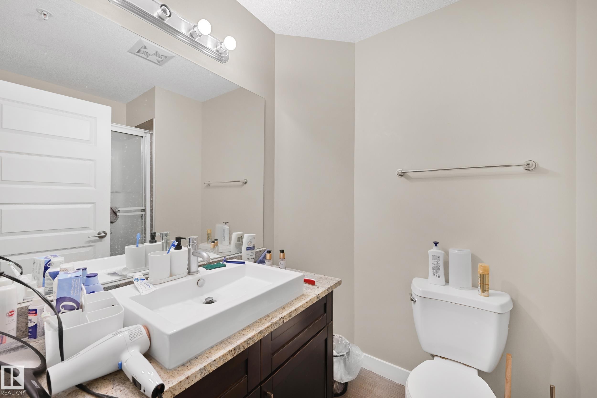 313 1230 Windermere Way, Edmonton, AB - Indoor Photo Showing Bathroom