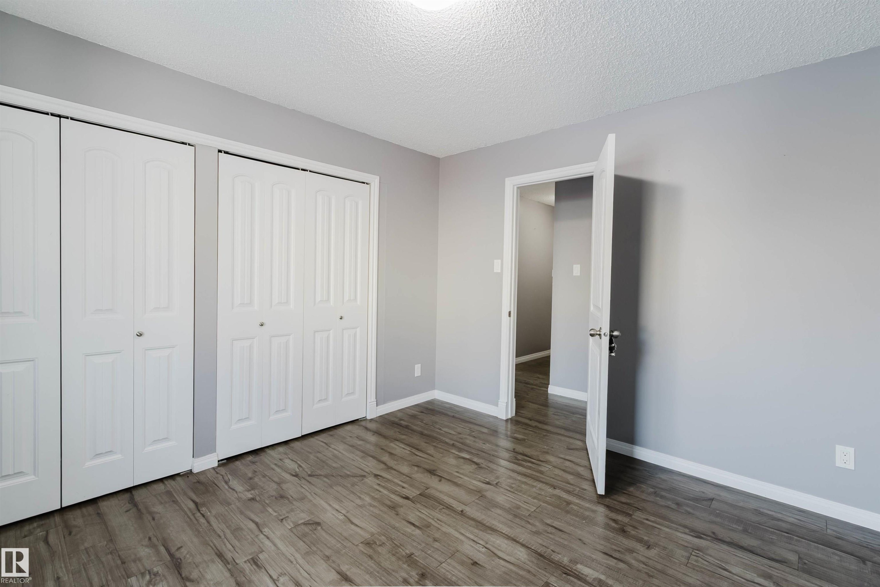 307 10140 151 Street, Edmonton, AB - Indoor