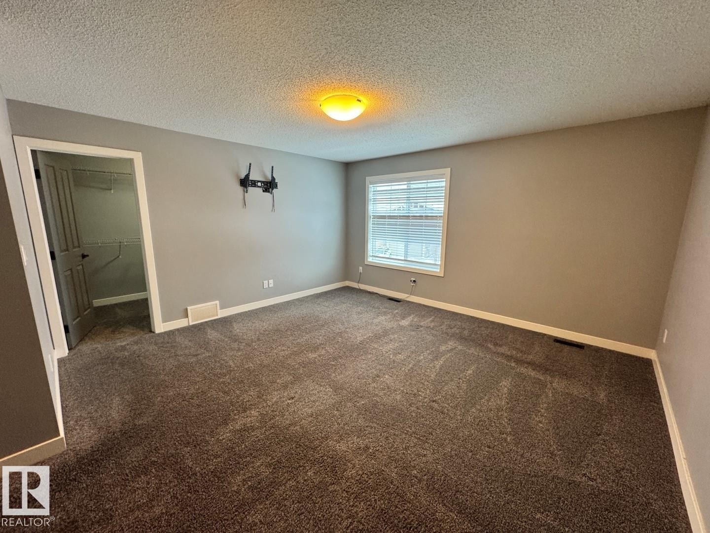 1352 Secord Landing Landing, Edmonton, AB - Indoor Photo Showing Other Room