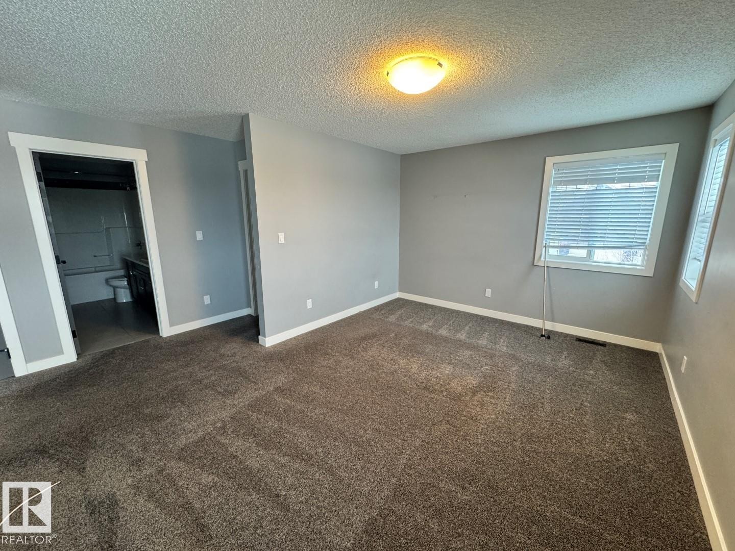 1352 Secord Landing Landing, Edmonton, AB - Indoor Photo Showing Other Room
