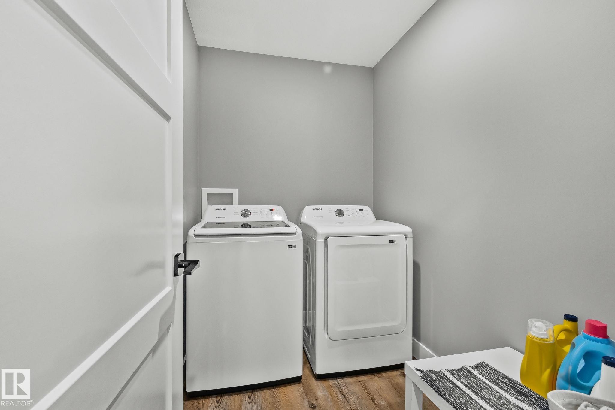 5262 47 Ave, Calmar, AB - Indoor Photo Showing Laundry Room
