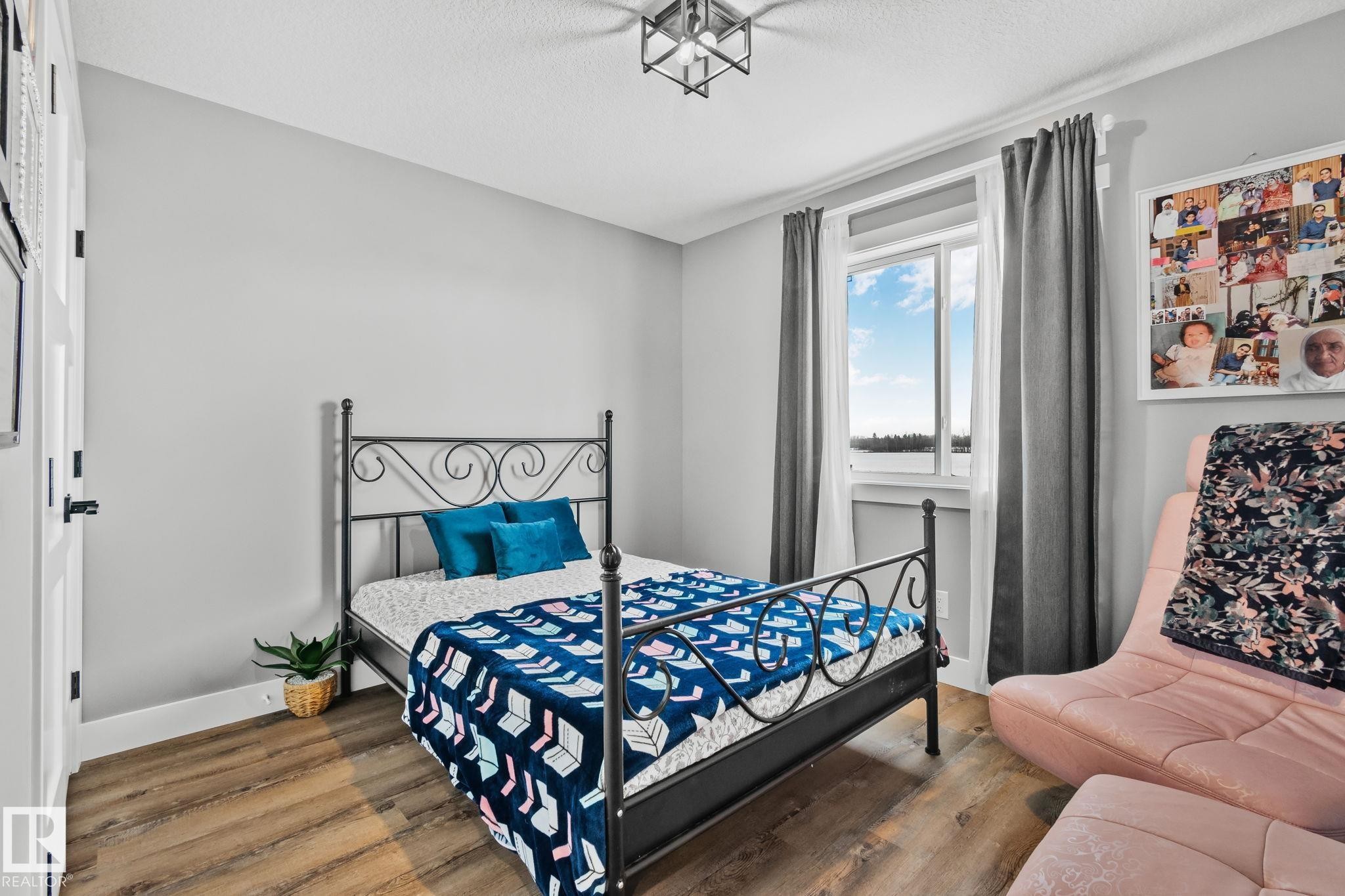 5262 47 Ave, Calmar, AB - Indoor Photo Showing Bedroom