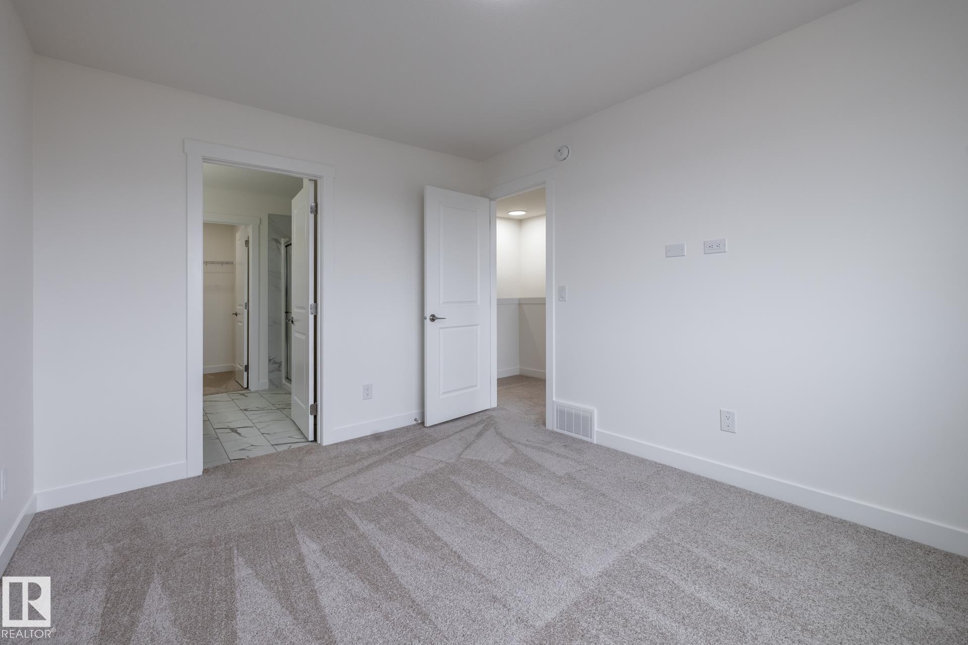 235 157 Avenue, Edmonton, AB - Indoor Photo Showing Other Room