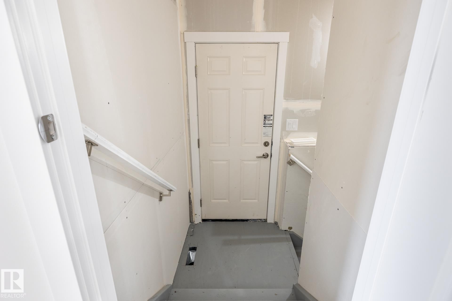 235 157 Avenue, Edmonton, AB - Indoor Photo Showing Other Room