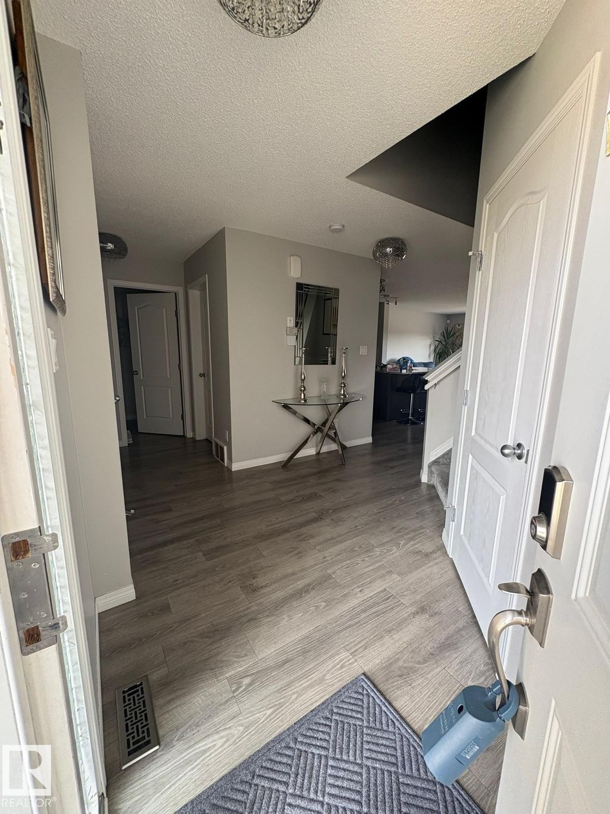 17023 38 Street, Edmonton, AB - Indoor Photo Showing Other Room
