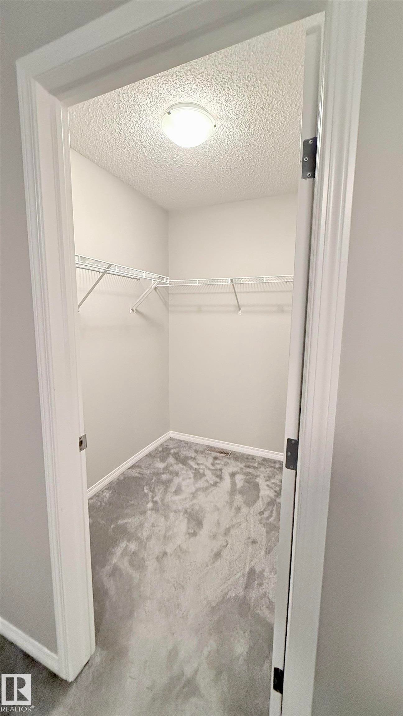 17023 38 Street, Edmonton, AB - Indoor With Storage