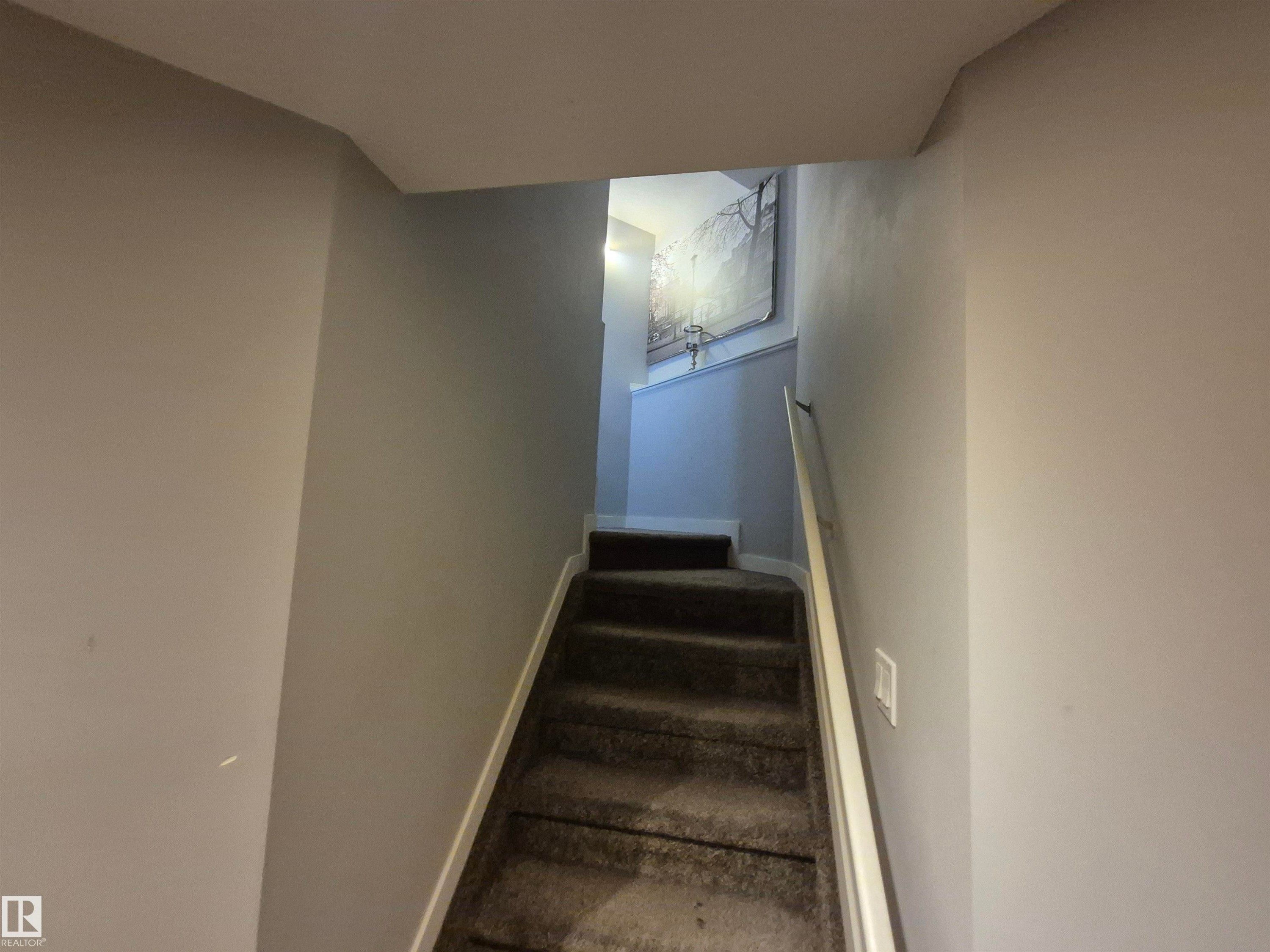 17023 38 Street, Edmonton, AB - Indoor Photo Showing Other Room