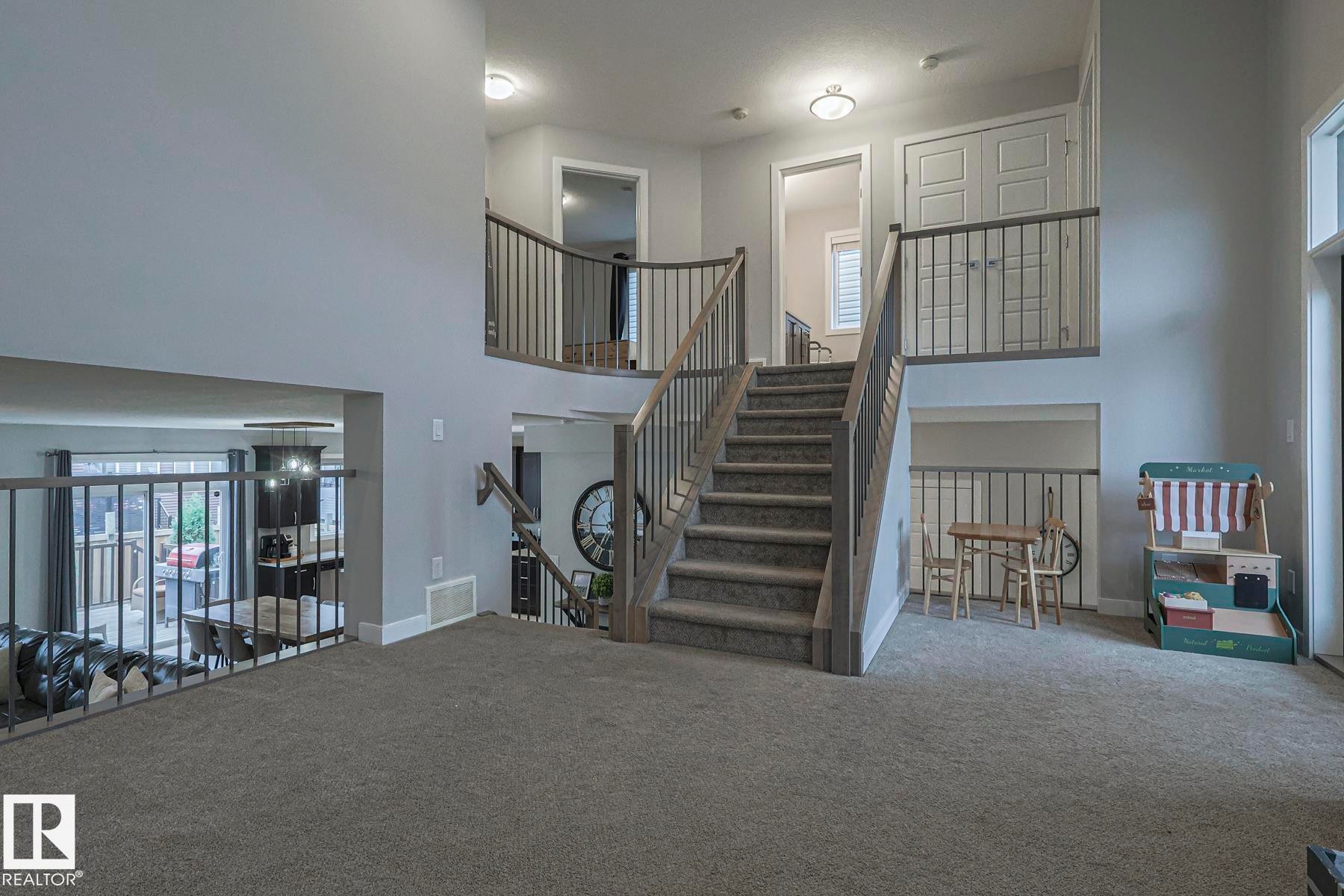 2011 201 Street, Edmonton, AB - Indoor Photo Showing Other Room