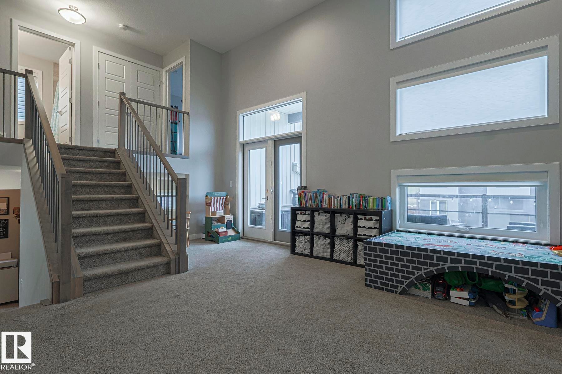 2011 201 Street, Edmonton, AB - Indoor Photo Showing Other Room