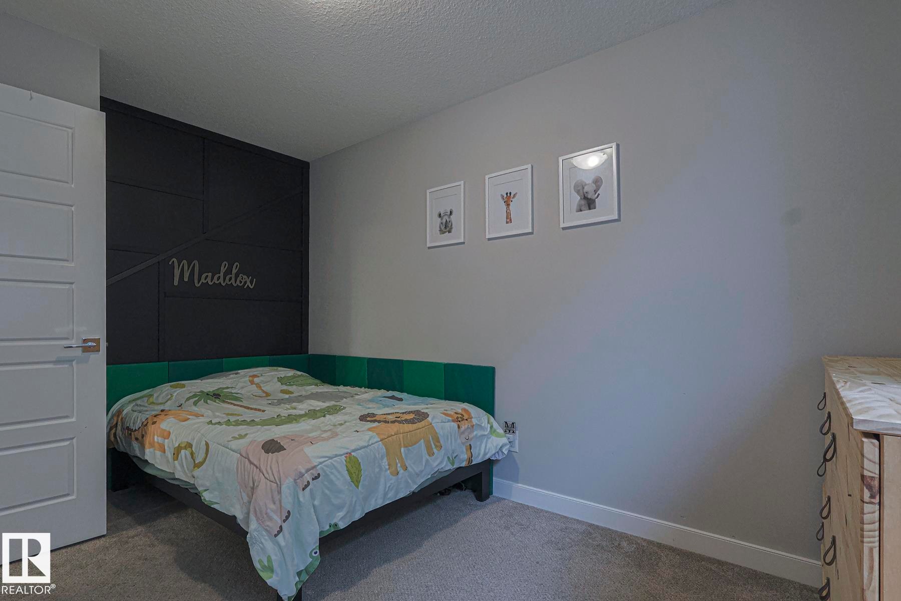 2011 201 Street, Edmonton, AB - Indoor Photo Showing Bedroom