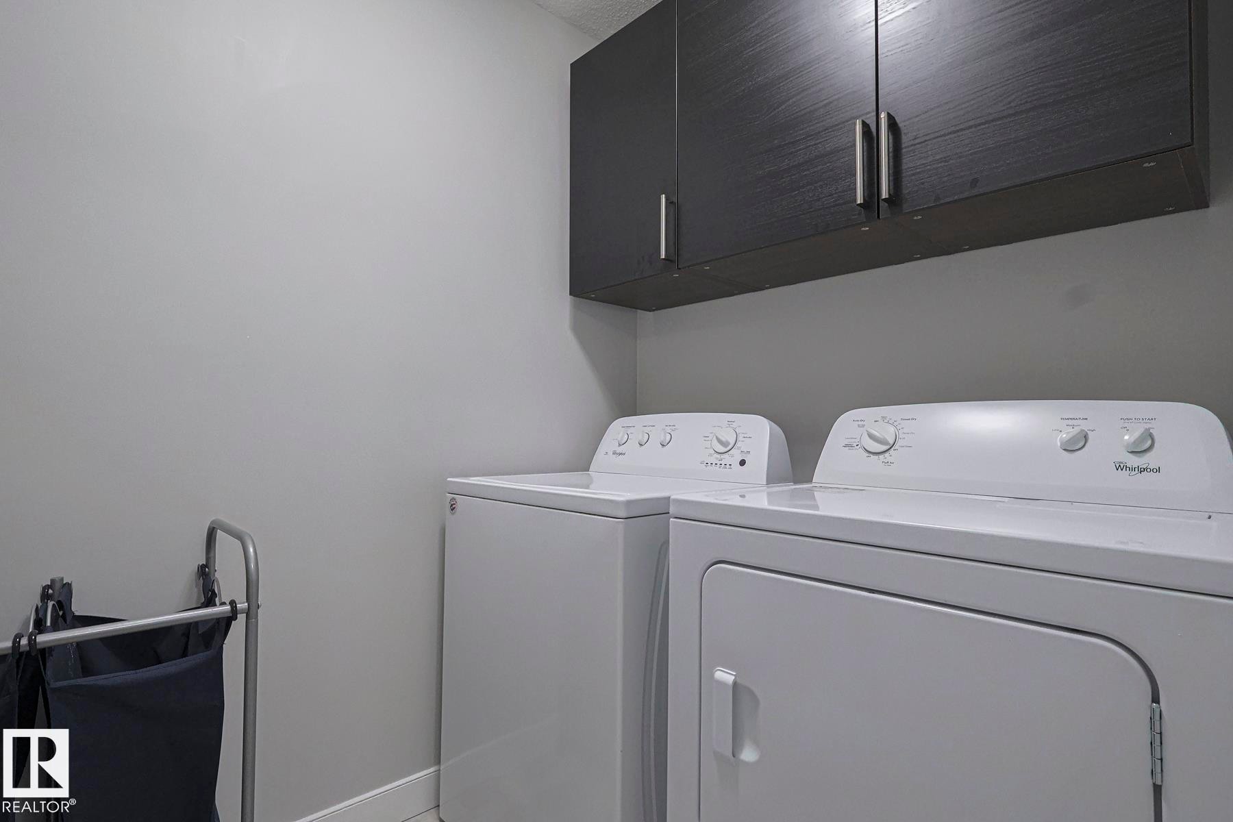 2011 201 Street, Edmonton, AB - Indoor Photo Showing Laundry Room