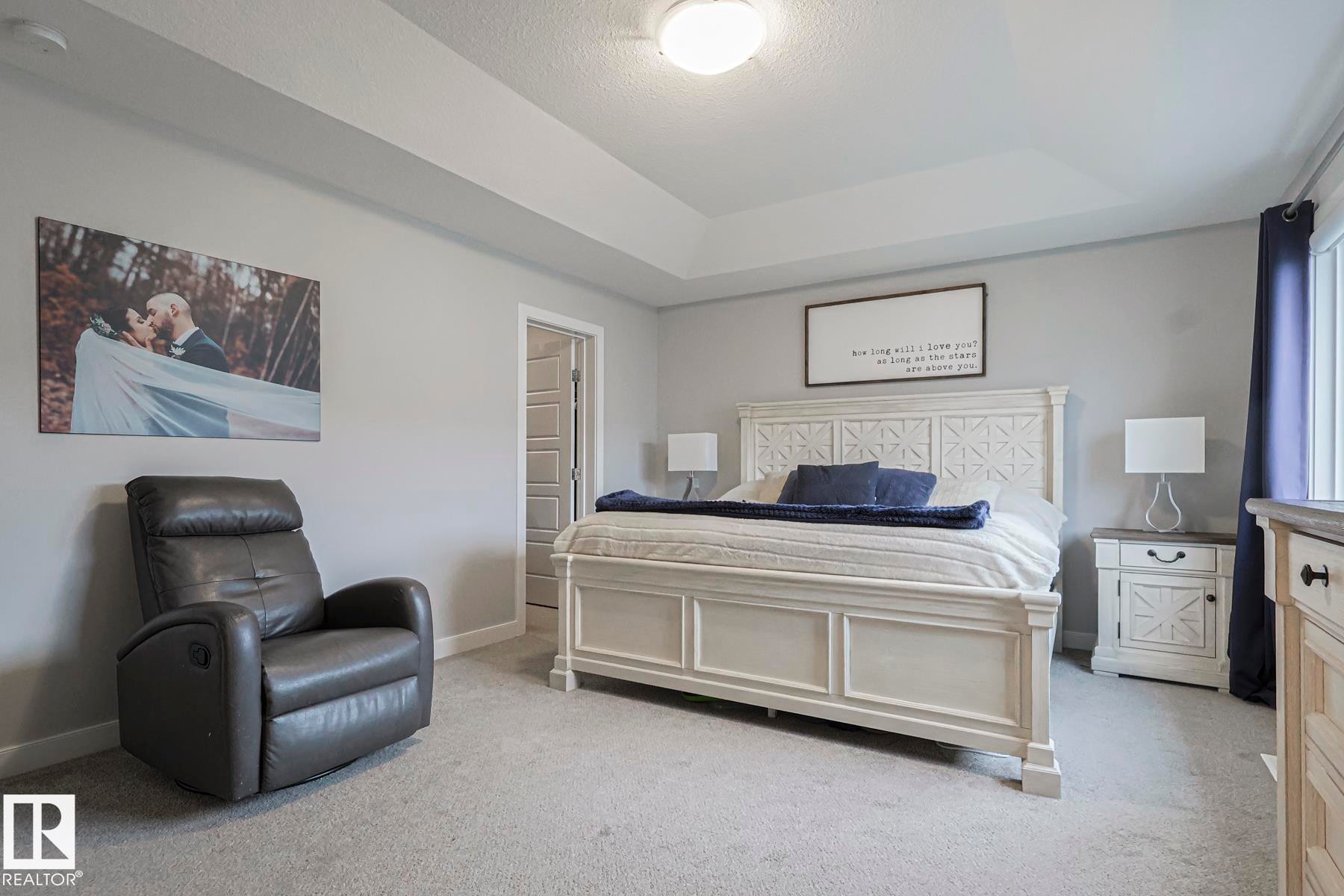 2011 201 Street, Edmonton, AB - Indoor Photo Showing Bedroom