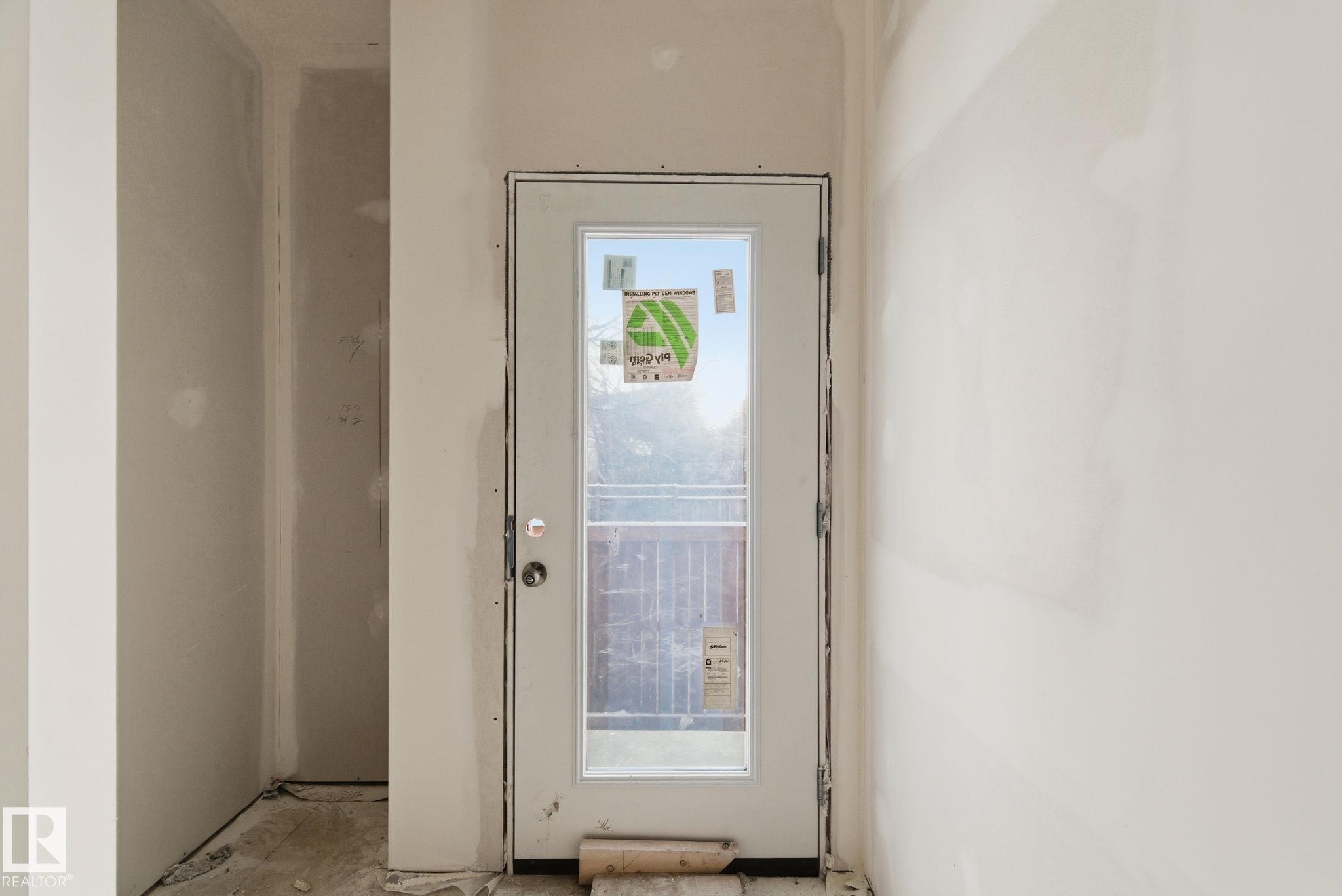 11323 106 St, Edmonton, AB - Indoor Photo Showing Other Room