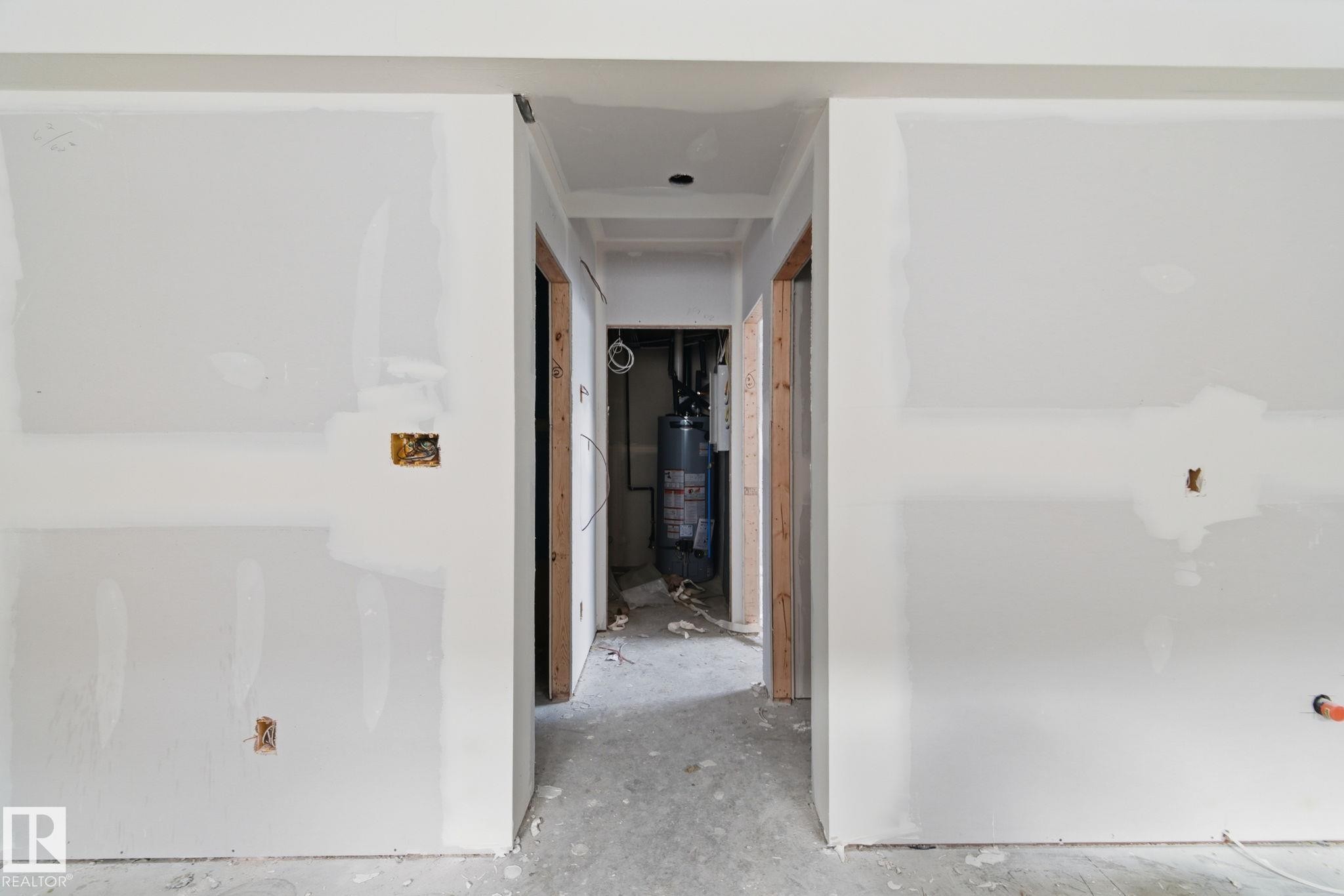 11323 106 St, Edmonton, AB - Indoor Photo Showing Other Room