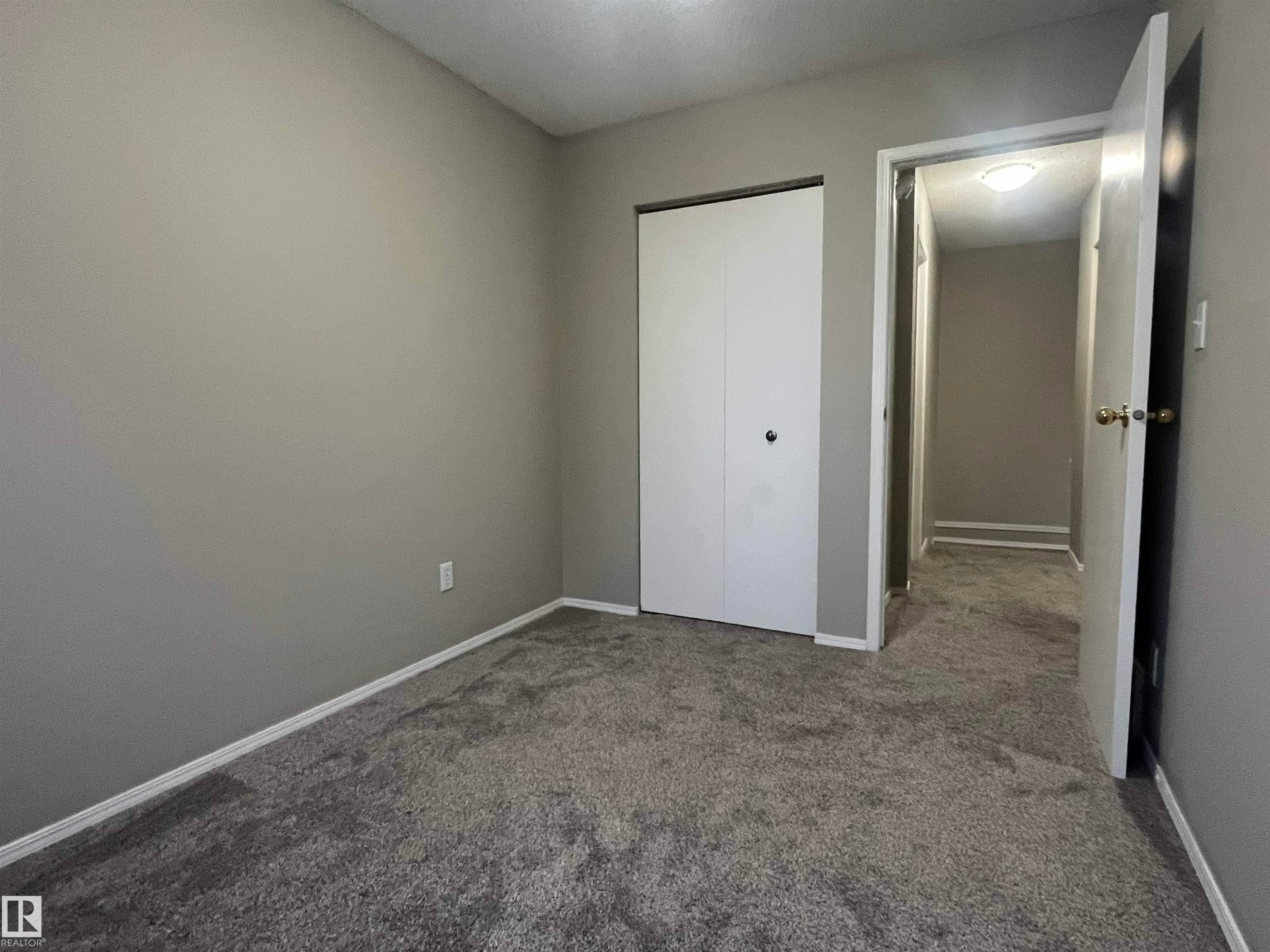 F-17 Imperial Crescent, Devon, AB - Indoor Photo Showing Other Room