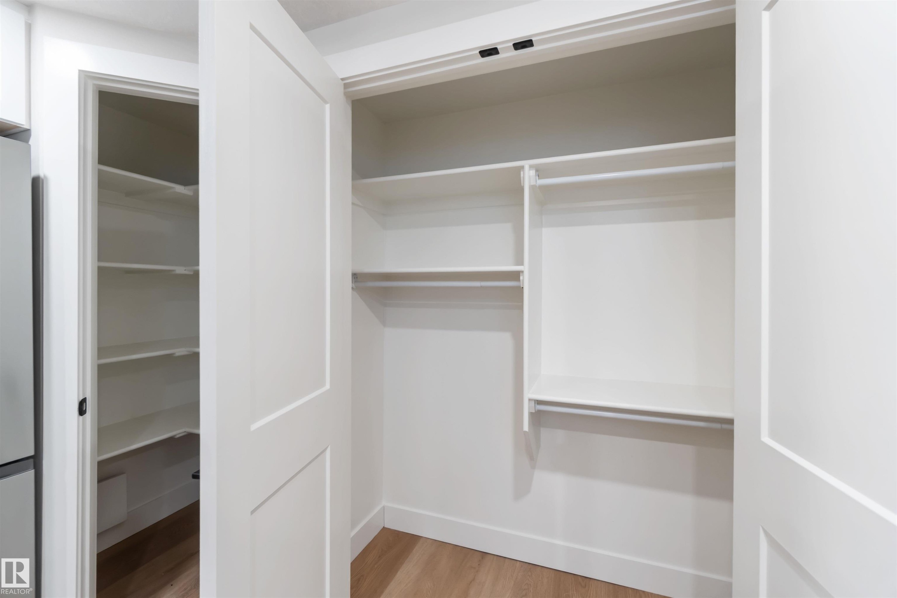 53 Deer Meadow Crescent, Fort Saskatchewan, AB - Indoor With Storage
