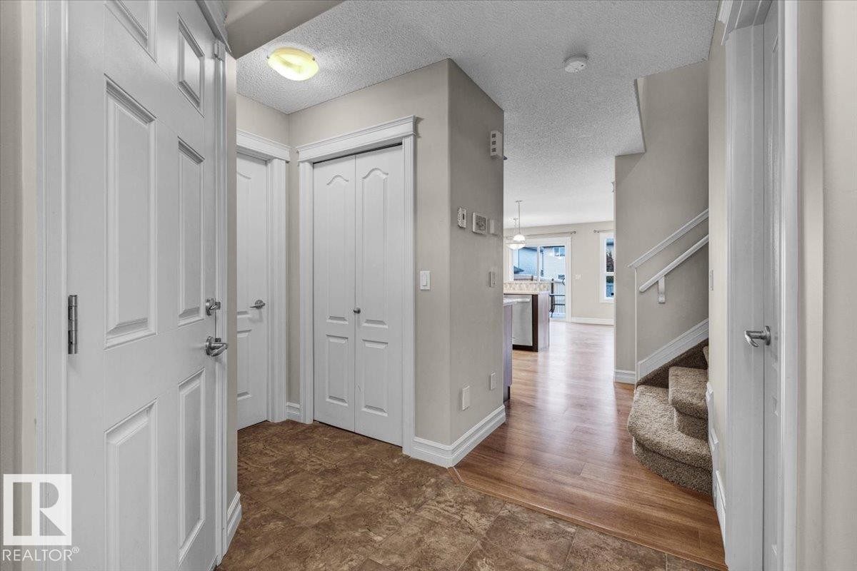 Edmonton, AB - Indoor Photo Showing Other Room