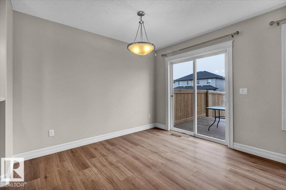 Edmonton, AB - Indoor Photo Showing Other Room