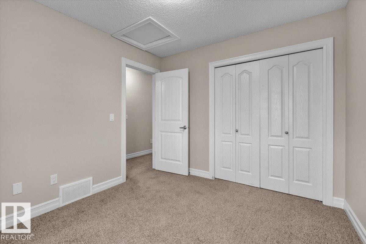 Edmonton, AB - Indoor