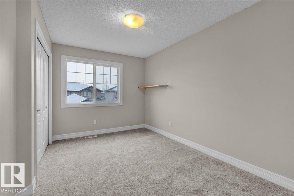Edmonton, AB - Indoor Photo Showing Other Room