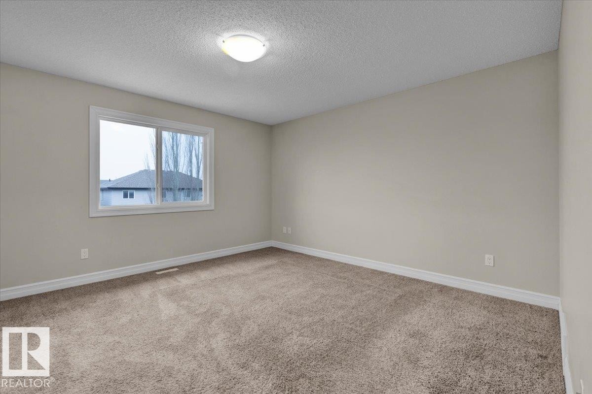 Edmonton, AB - Indoor Photo Showing Other Room
