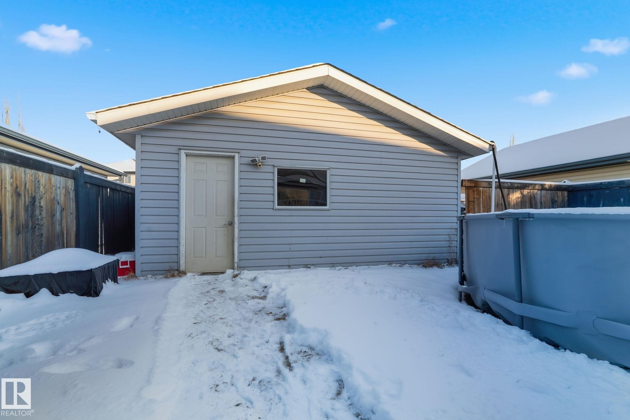 1873 Towne Centre Boulevard, Edmonton, AB - Outdoor With Exterior