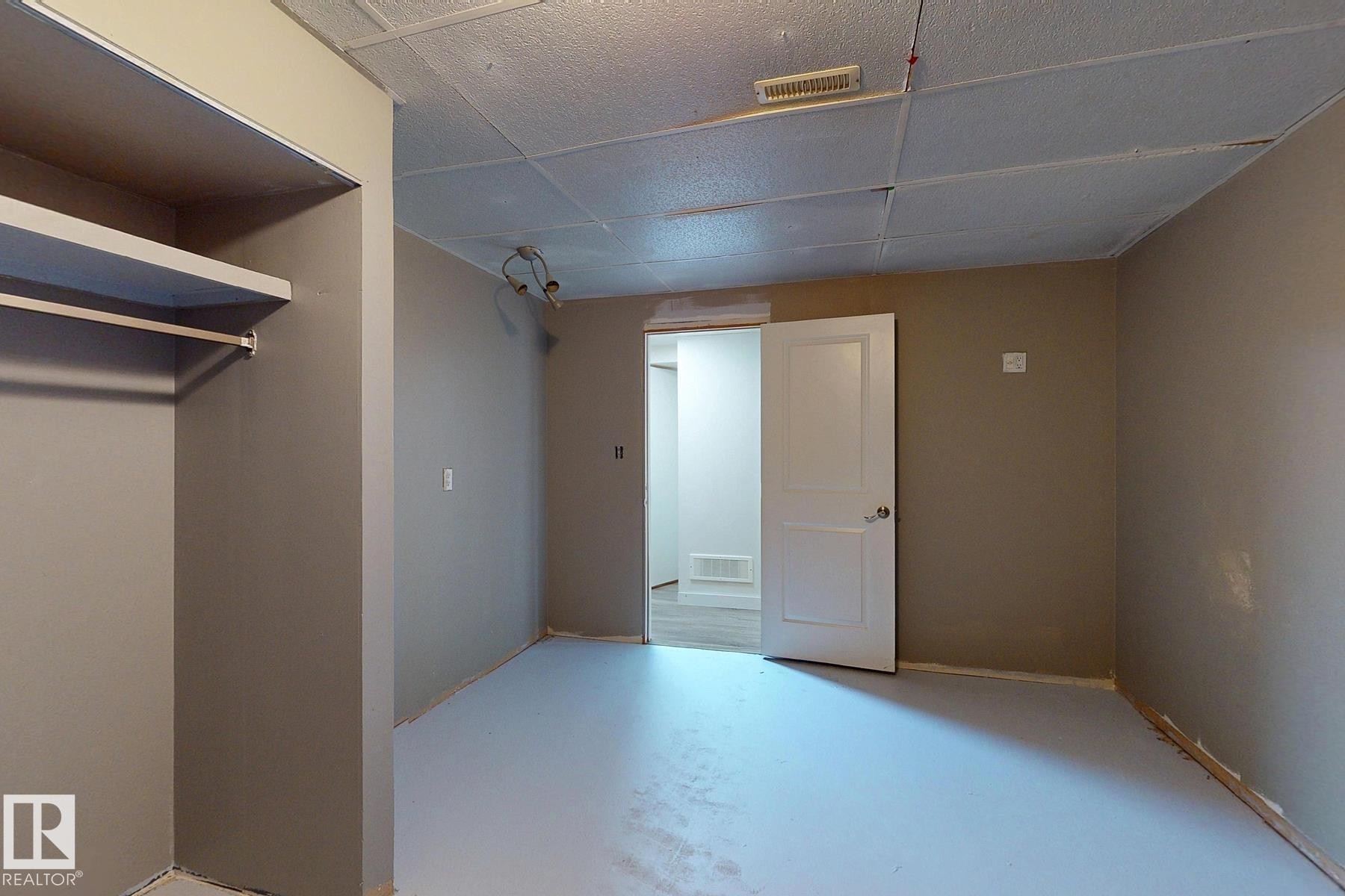 131 Garland Crescent, Sherwood Park, AB - Indoor Photo Showing Other Room