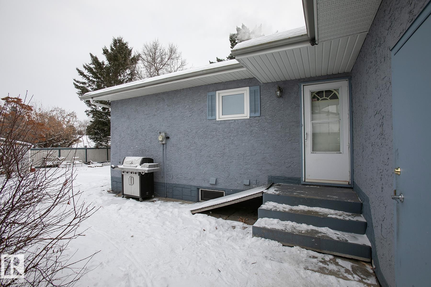 131 Garland Crescent, Sherwood Park, AB - Outdoor With Exterior