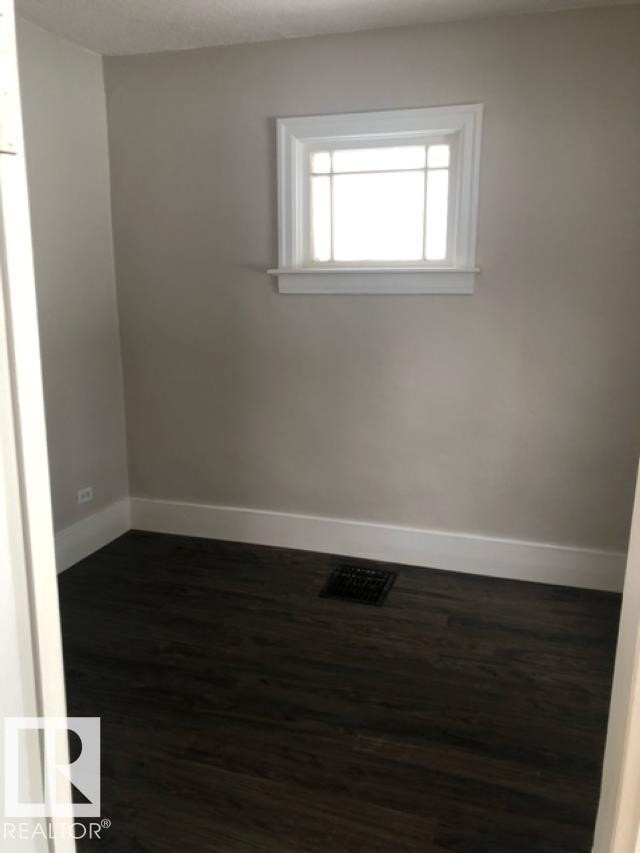 5209 50A Street, Willingdon, AB - Indoor Photo Showing Other Room