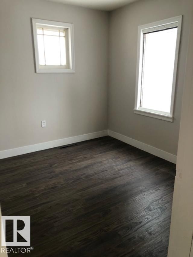 5209 50A Street, Willingdon, AB - Indoor Photo Showing Other Room