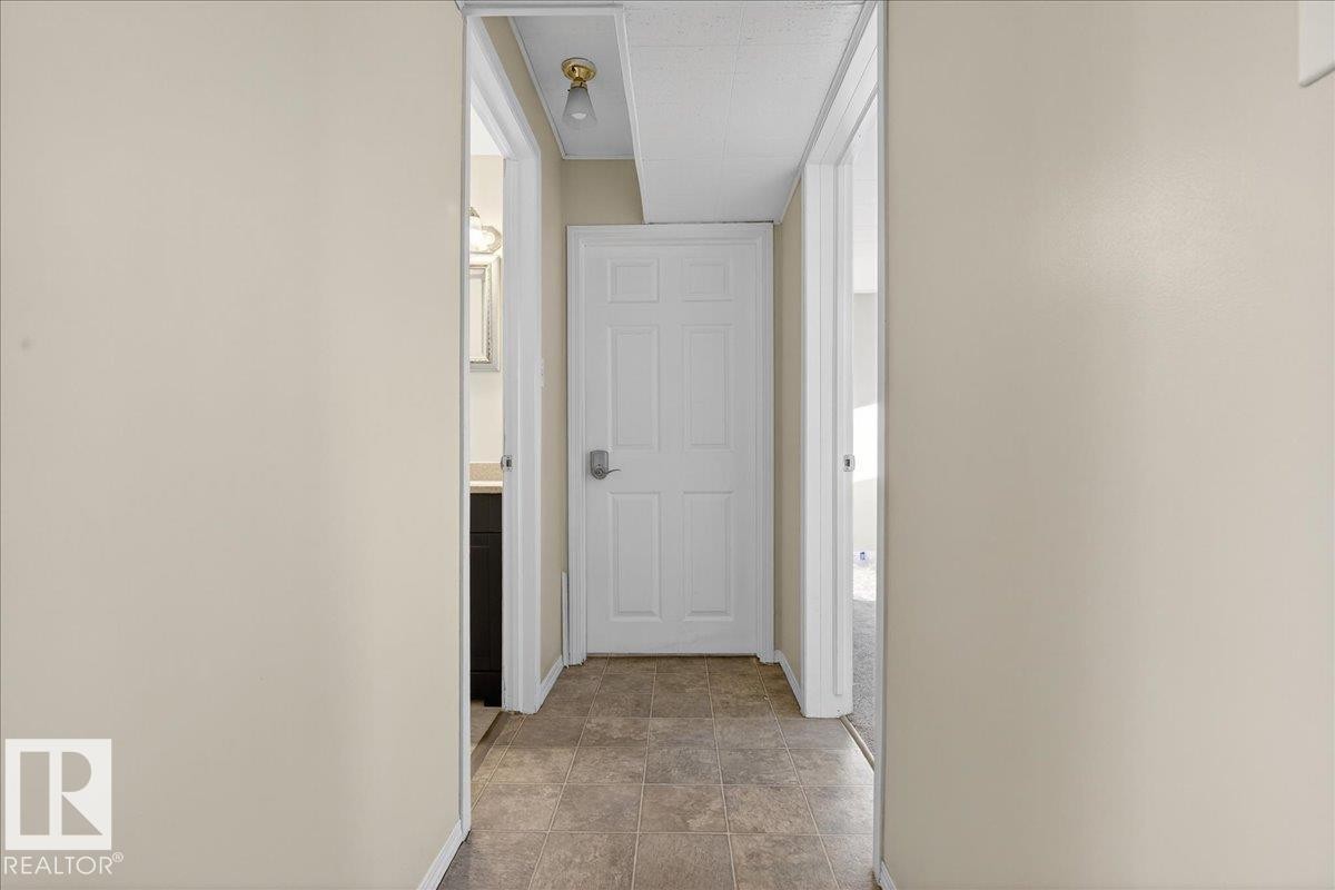 16206 79A Avenue, Edmonton, AB - Indoor Photo Showing Other Room