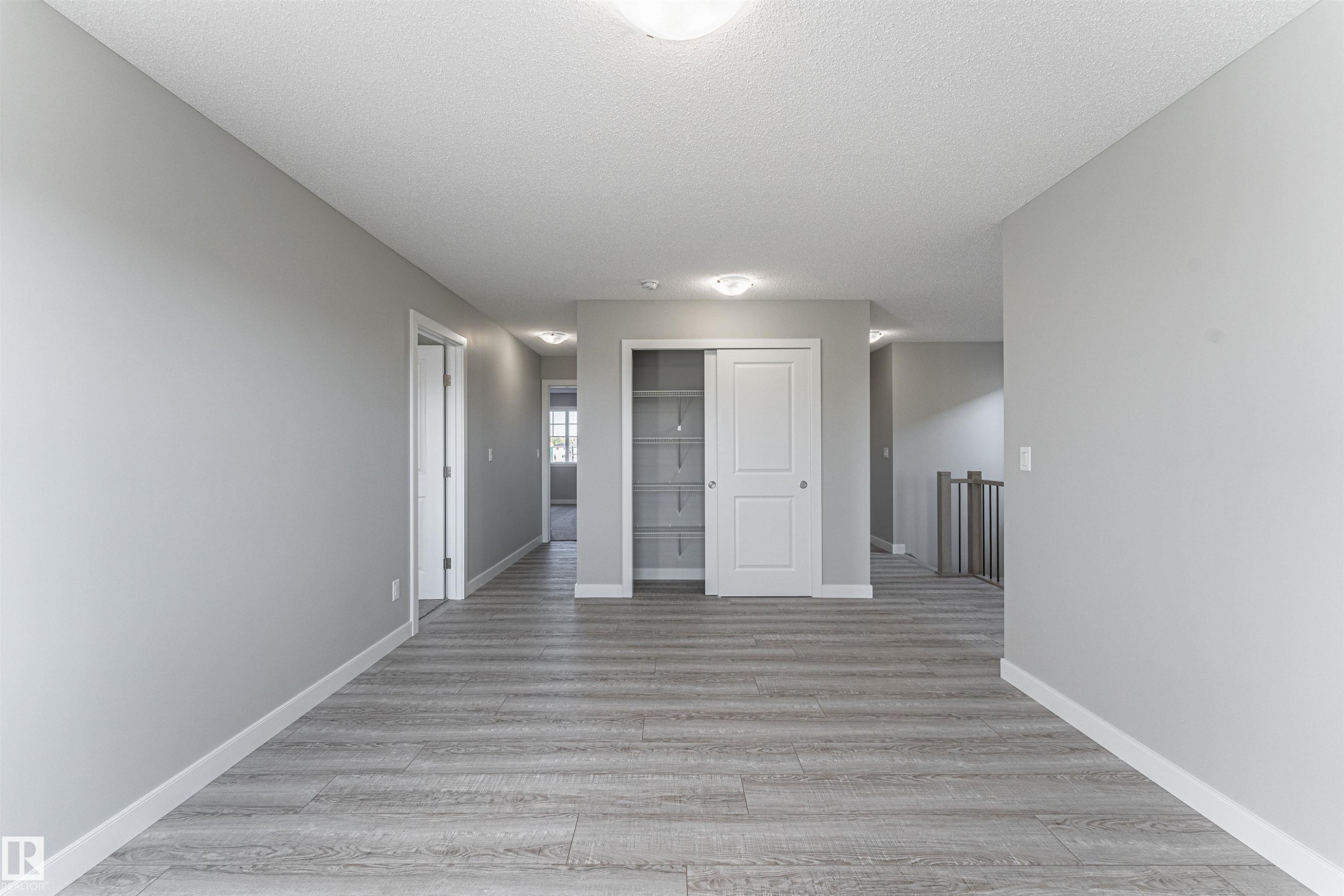 20512 22 Avenue, Edmonton, AB - Indoor Photo Showing Other Room