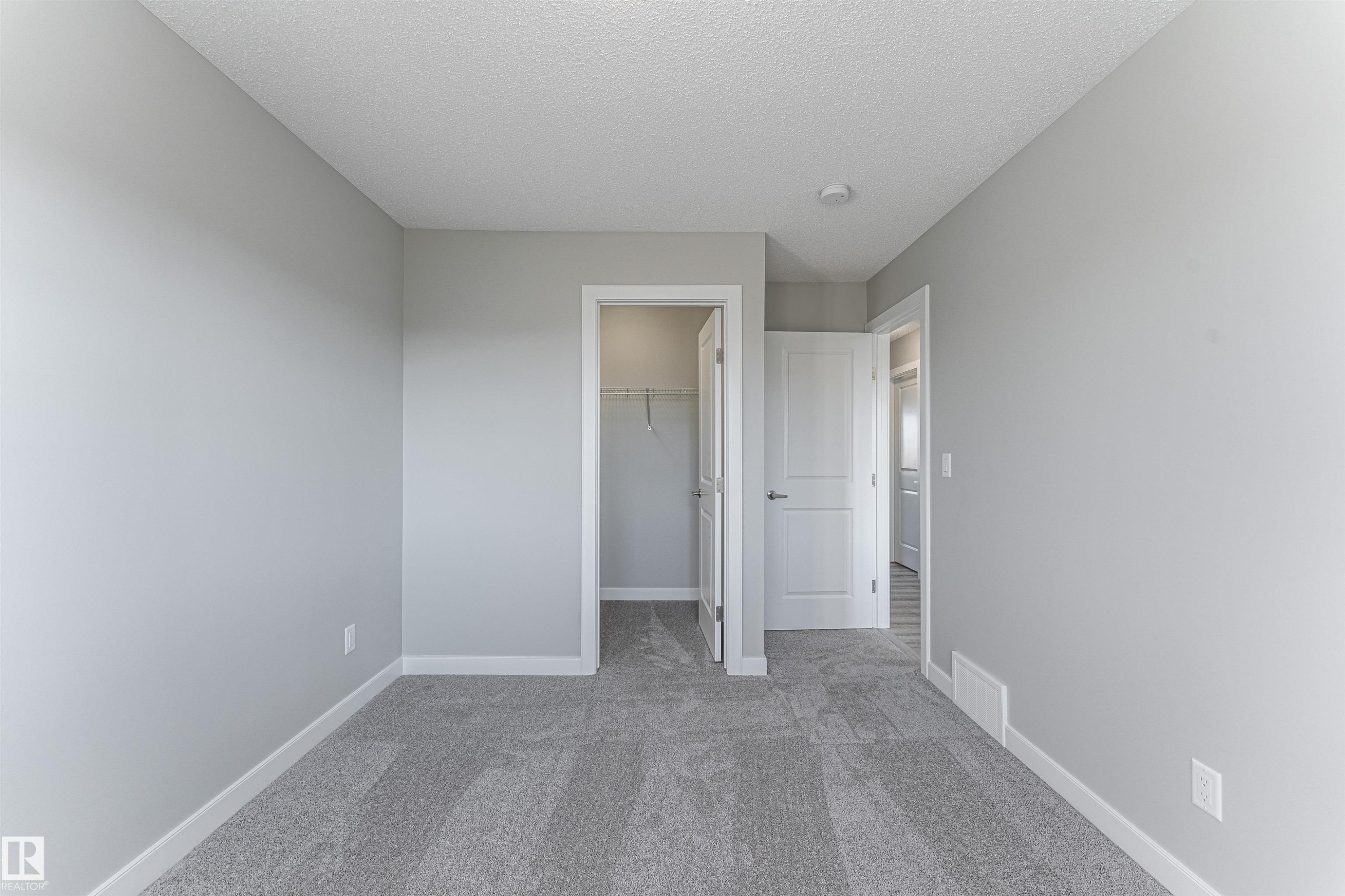 20512 22 Avenue, Edmonton, AB - Indoor Photo Showing Other Room